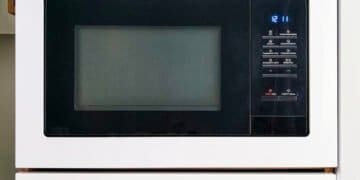 LG Countertop Microwaves Tested: Smart Inverter Worth The Extra Money? (2024 Guide)