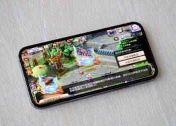 MOBA Games Explained: From Rookie to Pro Player (Simple Guide)