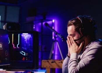 Why Gamers Can’t Decide: Is Overwatch a MOBA or Hero Shooter?